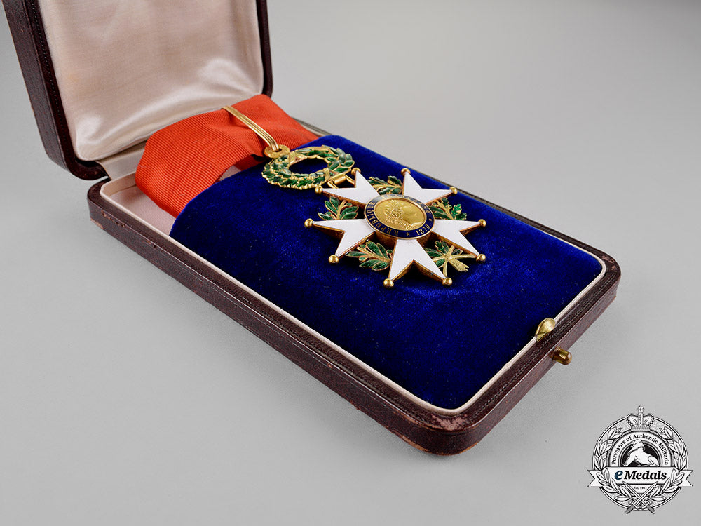 france,_third_republic._a_legion_d'honneur_in_gold,_commander,_c.1919_c18-015052