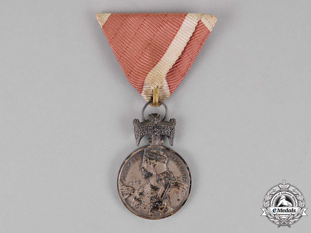 croatia._an_order_of_king_zvonimir's_crown,_silver_grade_merit_medal,_cased_c18-015086