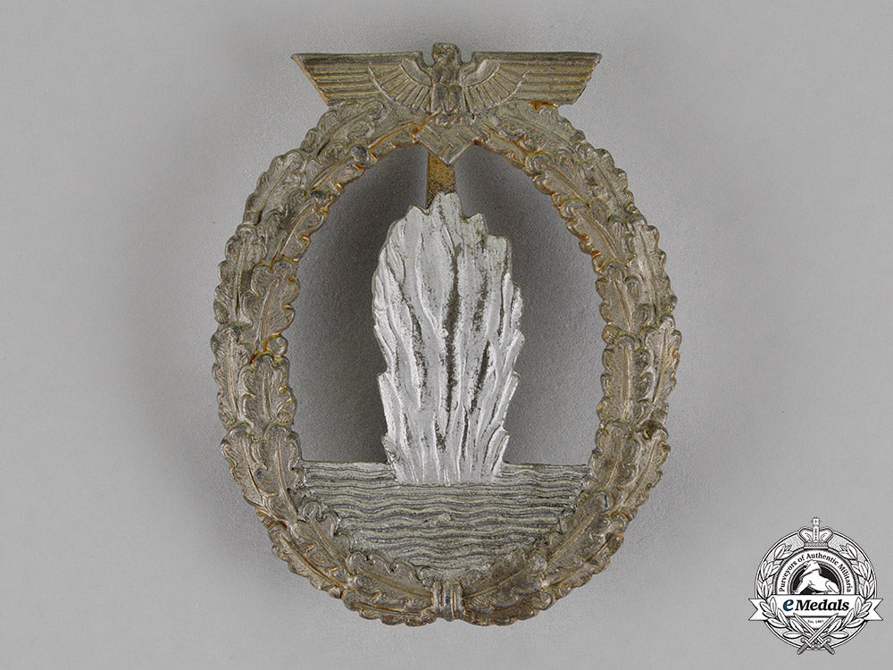germany._a_minesweeper_war_badge_by_rudolf_karneth&_söhne,_gablonz_c18-015199