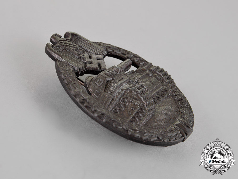 germany._a_tank_badge,_bronze_grade,_by_rudolf_souval_c18-015370