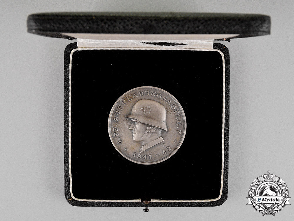 germany._a4_th_panzer_reconnaisance_section_cased_commemorative_medal_c18-015572