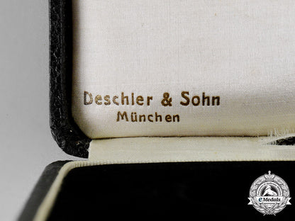 germany._a4_th_panzer_reconnaisance_section_cased_commemorative_medal_c18-015573