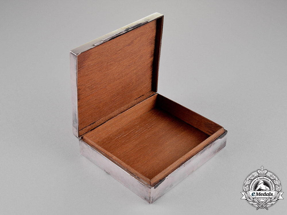 germany._a_cigarette_case_to_max_v._mulzer_for_his_first_aerial_victory_from_oswald_boelcke;_plm_winners_c18-015585