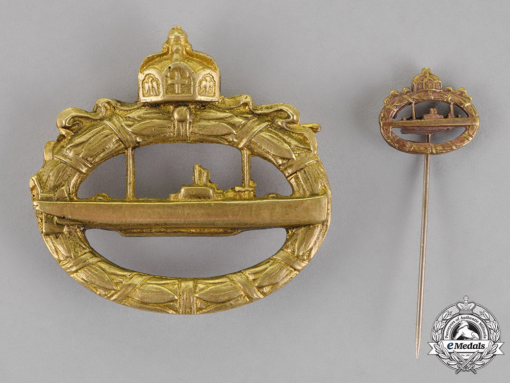 prussia._an_imperial_submarine(_u-_boot)_badge_with_its_matching_submarine_c18-015807_1_1_1