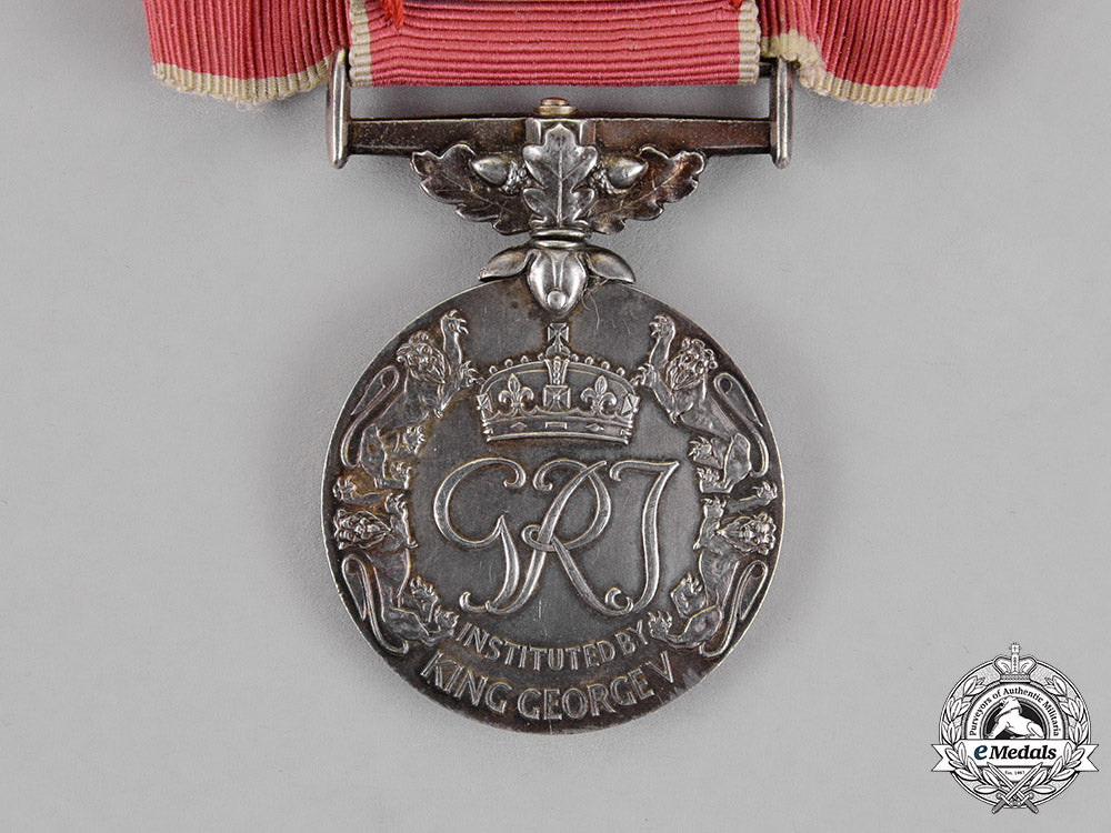 united_kingdom._a_medal_of_the_order_of_the_british_empire,_to_miss_mary_ryan_c18-015870