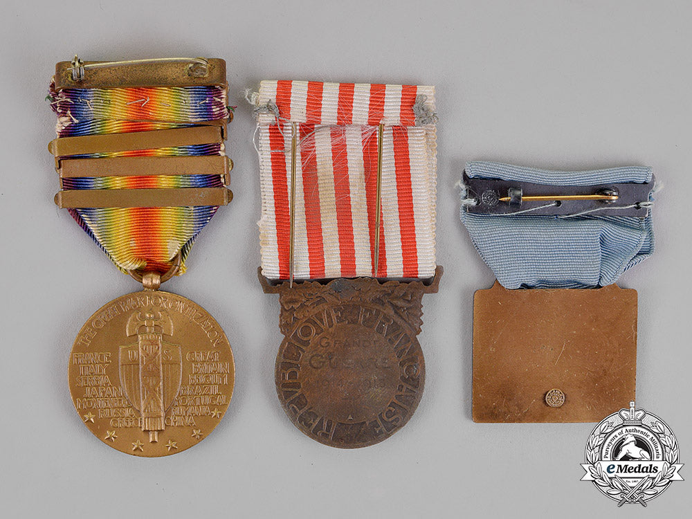 united_states._a_first_war_veteran's_group_of_three_c18-015951
