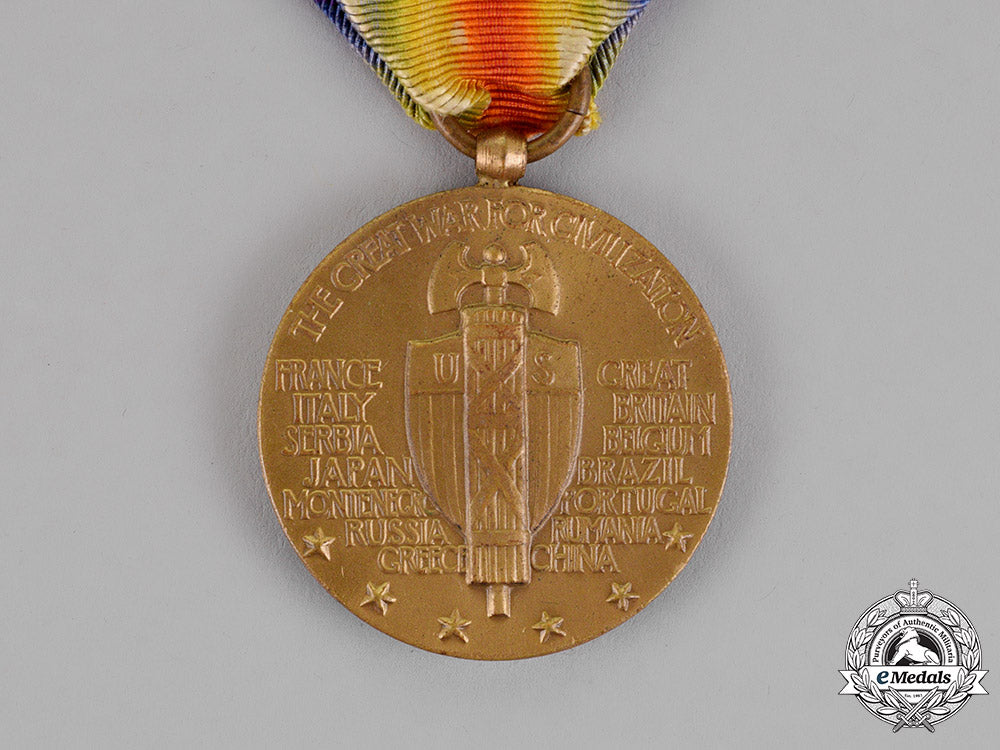 united_states._a_first_war_veteran's_group_of_three_c18-015952