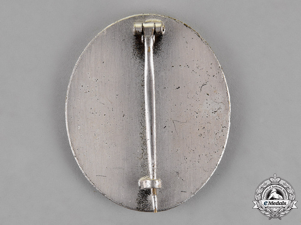 germany._a_wound_badge,_silver_grade,_alternative1957_version_c18-016045_1