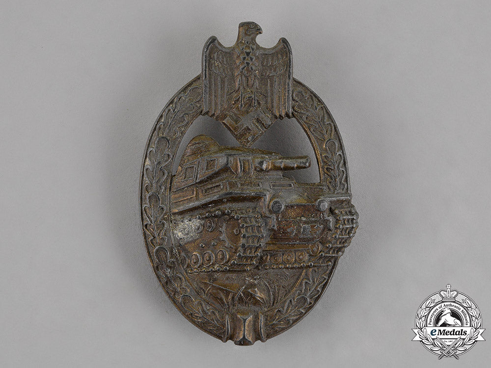 germany._a_tank_badge,_bronze_grade,_by_adolf_schwerdt_c18-016055