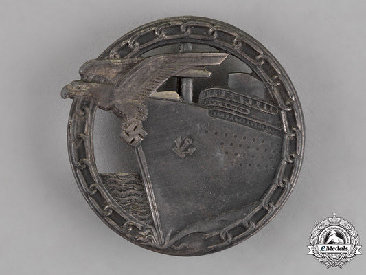 germany._a_kriegsmarine_blockade_runner_badge_by_the_worker’s_union_of_gablonz_c18-016061