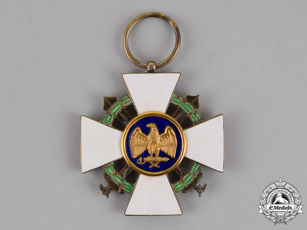 italy(_fascist)._an_order_of_the_roman_eagle,_military_division,5_th_class,_knight,_c.1944_c18-016138_2_1