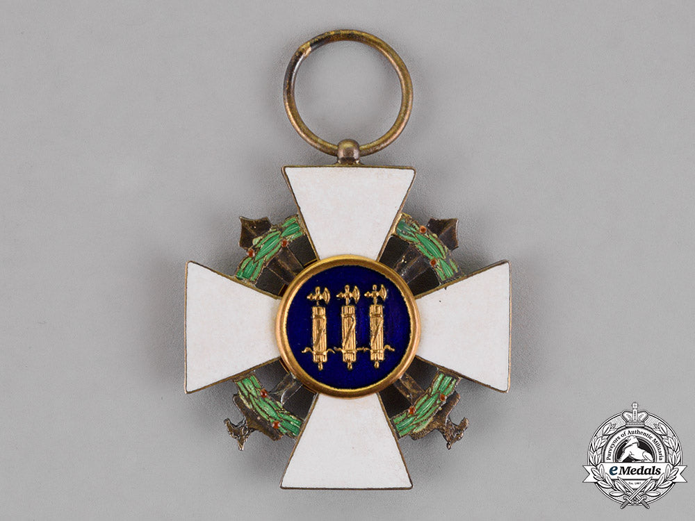 italy(_fascist)._an_order_of_the_roman_eagle,_military_division,5_th_class,_knight,_c.1944_c18-016139_2_1