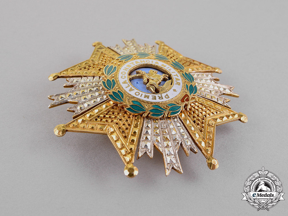 spain,_constitutional._a_royal_and_military_order_of_saint_hermenegildo,2_nd_class_cross,_c.1980_c18-016180