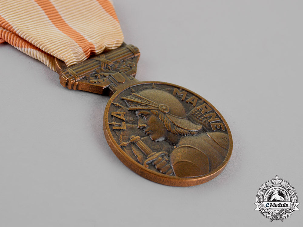 france,_third_republic._a_marne_medal,_c.1937_c18-016239
