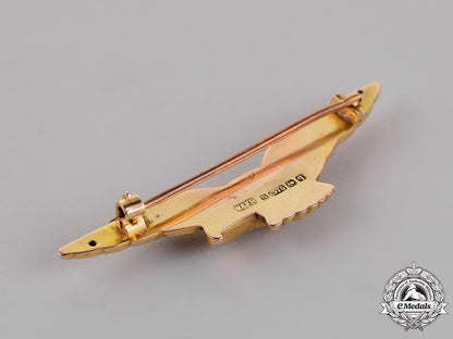 great_britain._a_superb_royal_naval_air_service(_rnas)_badge_in_gold,_c.1915_c18-016277