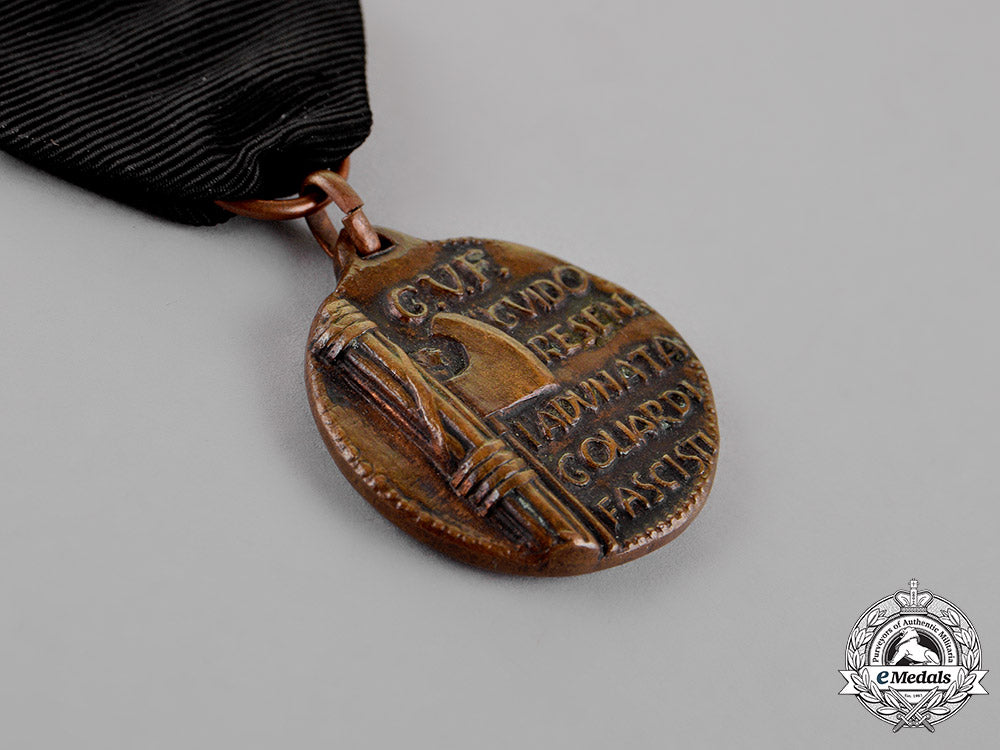 italy,_kingdom._a_fascist_university_groups(_gvf)_meeting_at_gorizia_medal1927_c18-016302