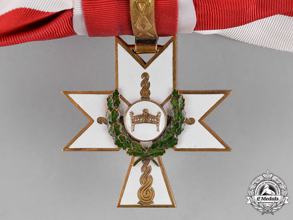 croatia._an_order_of_king_zvonimir's_crown,_grand_cross_with_oak_leaves_c18-016371