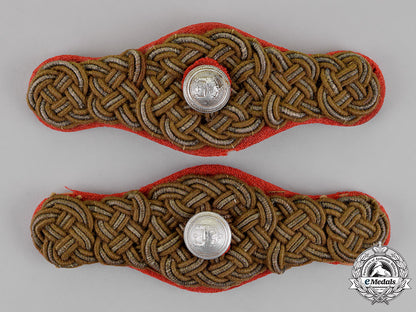 hungary,_regency._a_miklós_horthy's_bodyguard's_insignia_and_photo_c18-016486