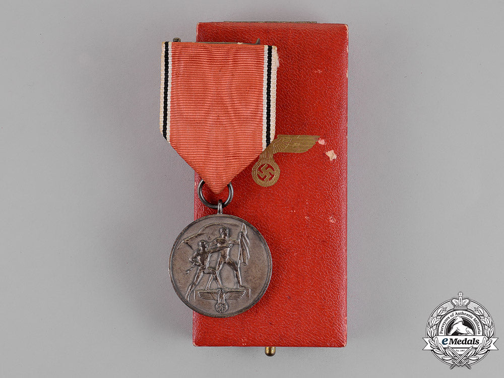 germany._a_cased_austrian_anschluss_medal_by_the_official_vienna_mint_c18-016673