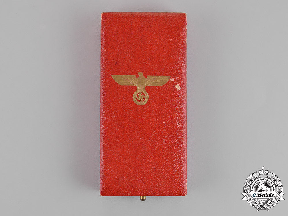 germany._a_cased_austrian_anschluss_medal_by_the_official_vienna_mint_c18-016680