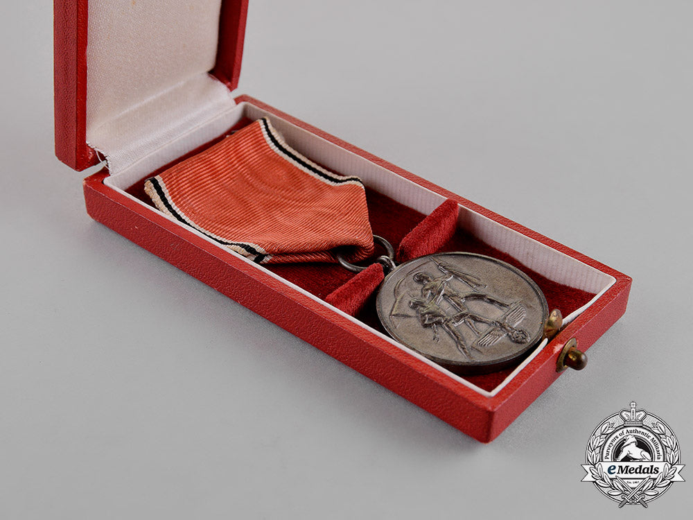 germany._a_cased_austrian_anschluss_medal_by_the_official_vienna_mint_c18-016683