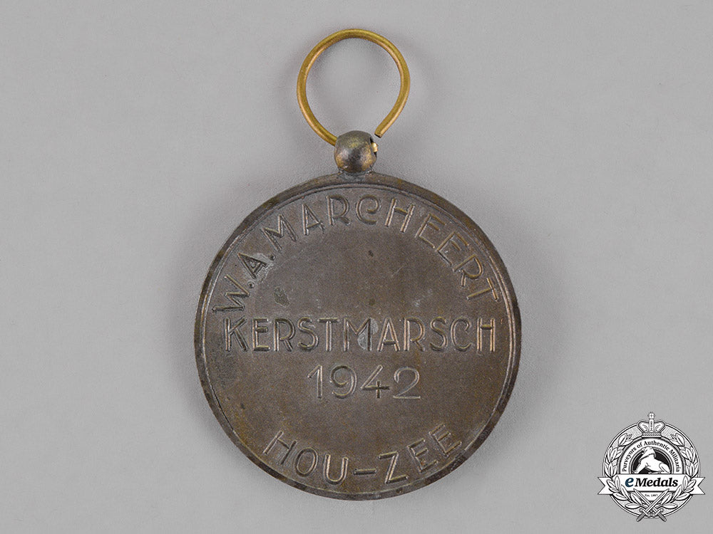 netherlands._an1941_nsb"_kerstmarch"_medal_c18-016874