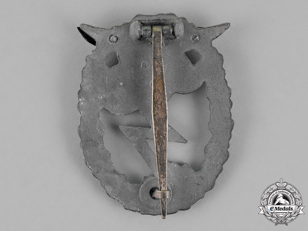 germany,_luftwaffe._a_ground_assault_badge,_by_rudolf_karneth&_söhne_c18-016930