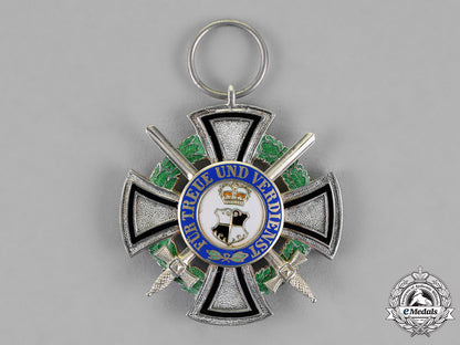 germany,_hohenzollern._a_house_order,_third_class_with_swords,_c.1915_c18-016948