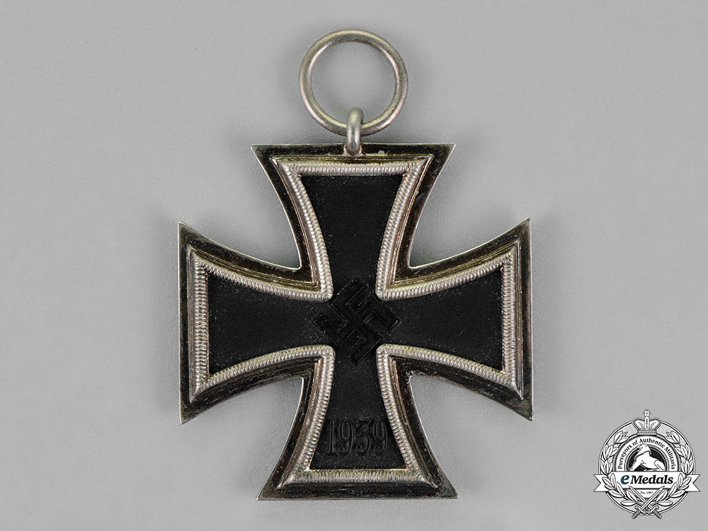 germany._an_iron_cross1939_second_class,_unmarked_c18-016953