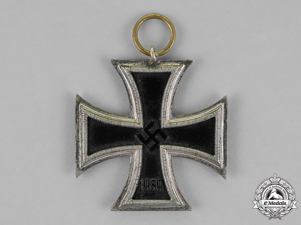 germany._an_iron_cross_second_class1939,_schinkel_version,_by_w._deumer_c18-016964
