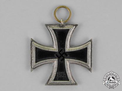 germany._an_iron_cross_second_class1939,_schinkel_version,_by_w._deumer_c18-016964