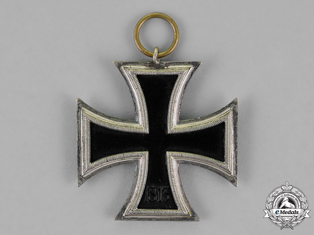 germany._an_iron_cross_second_class1939,_schinkel_version,_by_w._deumer_c18-016965