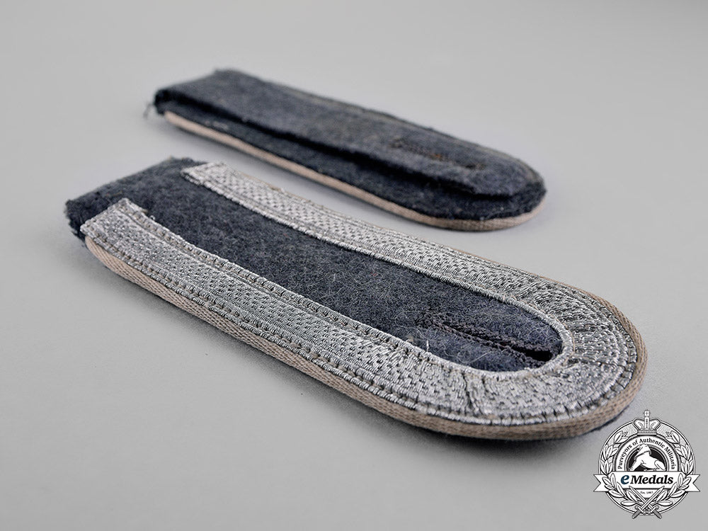 germany._a_set_of_luftwaffe_parachute-_panzer_division“_hermann_goering”_nco’s_shoulder_straps_c18-016994