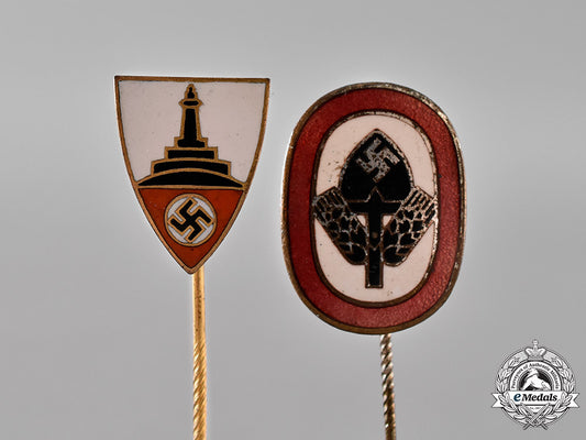 germany._two_stick_pins_c18-017072