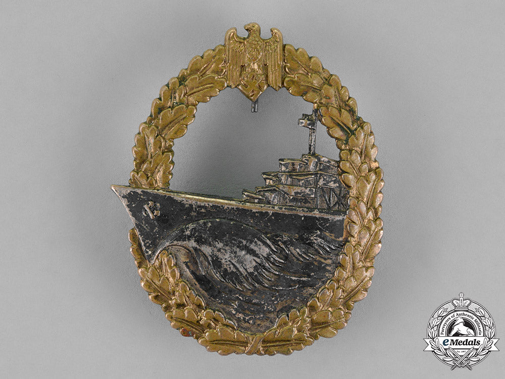 germany._a_kriegsmarine_destroyer_war_badge_by_gebrüder_wegerhoff_c18-017104