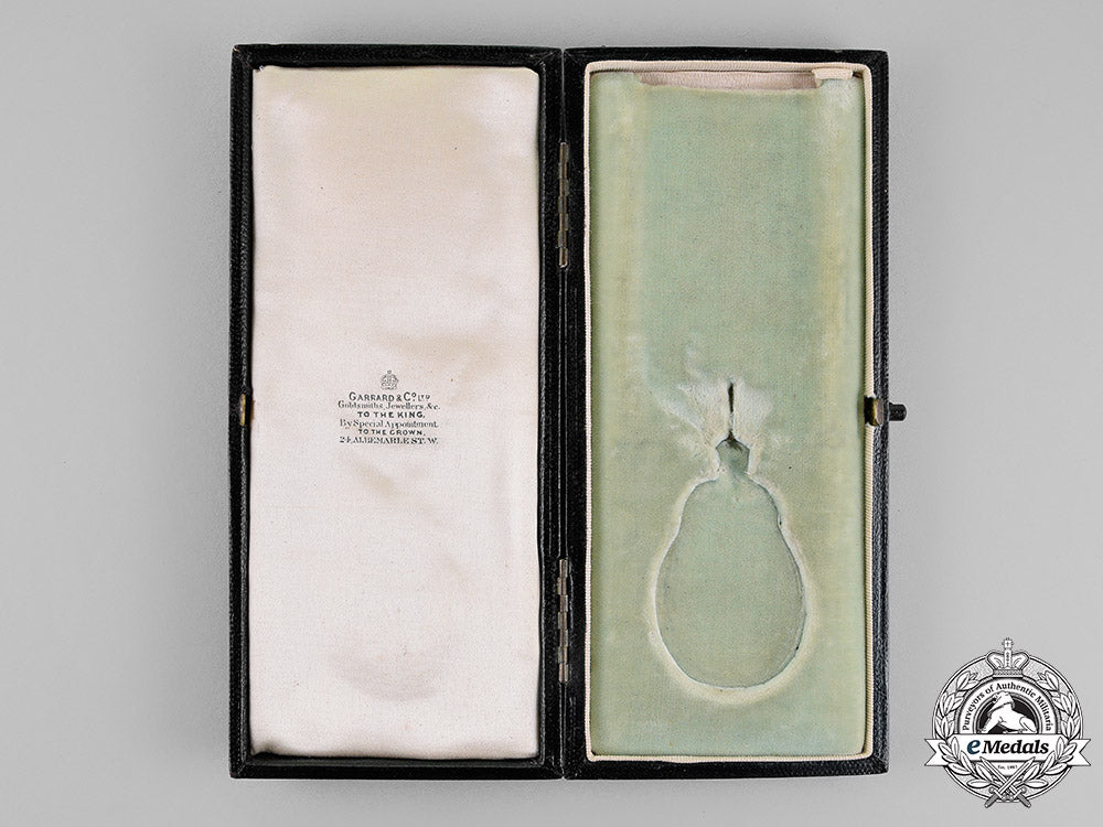 united_kingdom._a_most_honourable_order_of_the_bath,_commander,_civil_division_case_c18-017146
