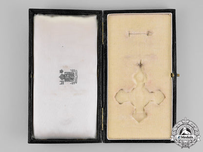 great_britain._a_distinguished_flying_cross_case_c18-017151