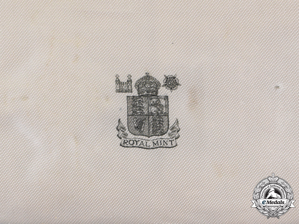 great_britain._a_distinguished_flying_cross_case_c18-017154