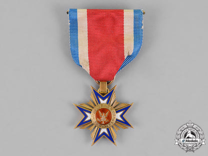 united_states._a_military_order_of_the_loyal_legion_of_the_united_states(_mollus)_membership_badge,10_th_illinois_volunteer_infantry_regiment_c18-017206_1