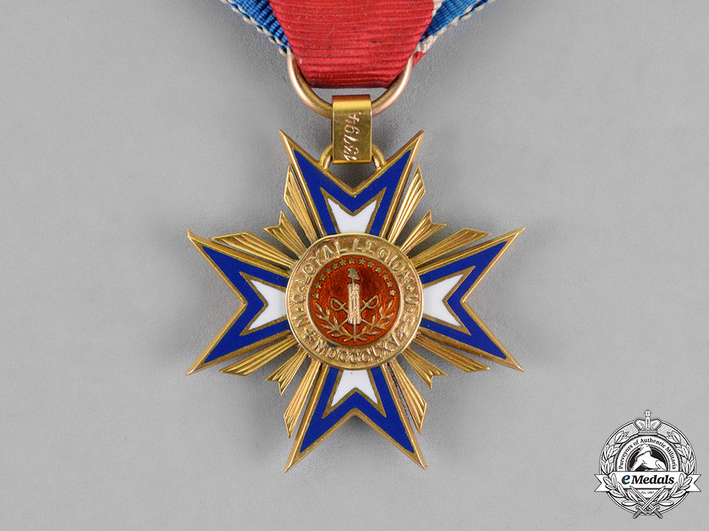united_states._a_military_order_of_the_loyal_legion_of_the_united_states(_mollus)_membership_badge,10_th_illinois_volunteer_infantry_regiment_c18-017208_1