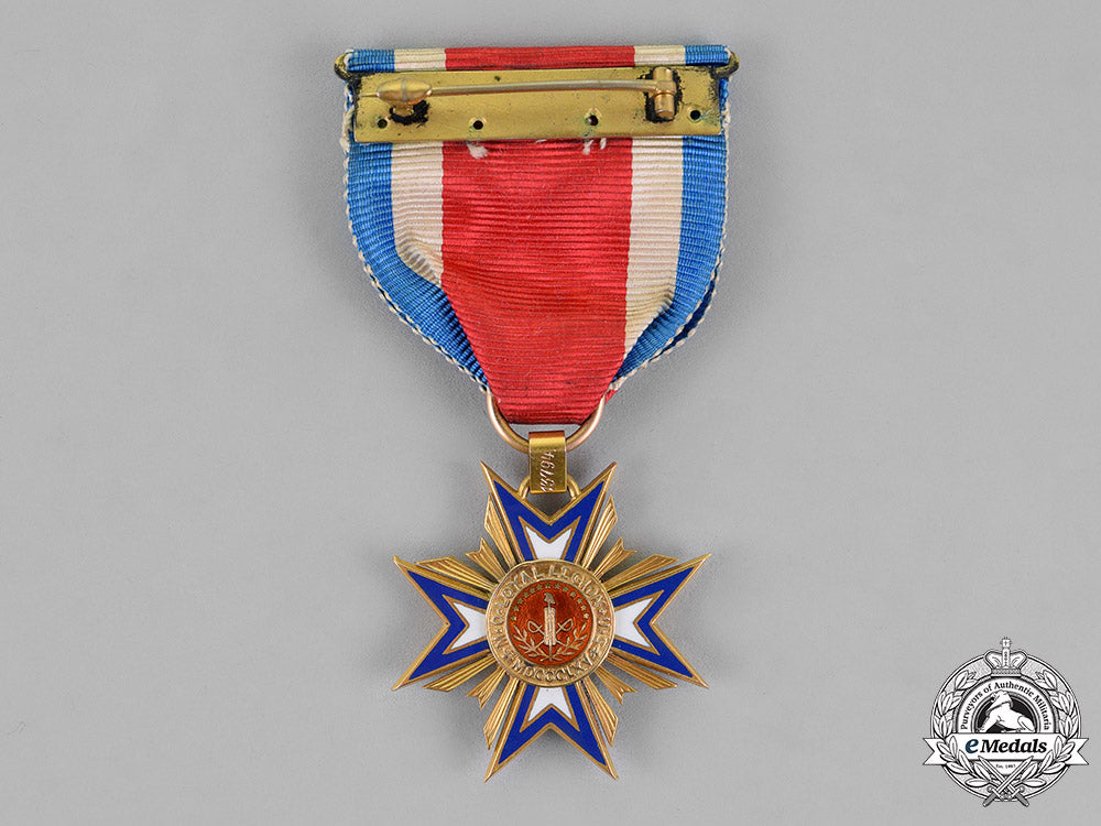 united_states._a_military_order_of_the_loyal_legion_of_the_united_states(_mollus)_membership_badge,10_th_illinois_volunteer_infantry_regiment_c18-017209_1