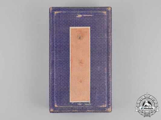 china,_republic._an_order_of_the_resplendent_banner_officer/_knight_case_c18-017218