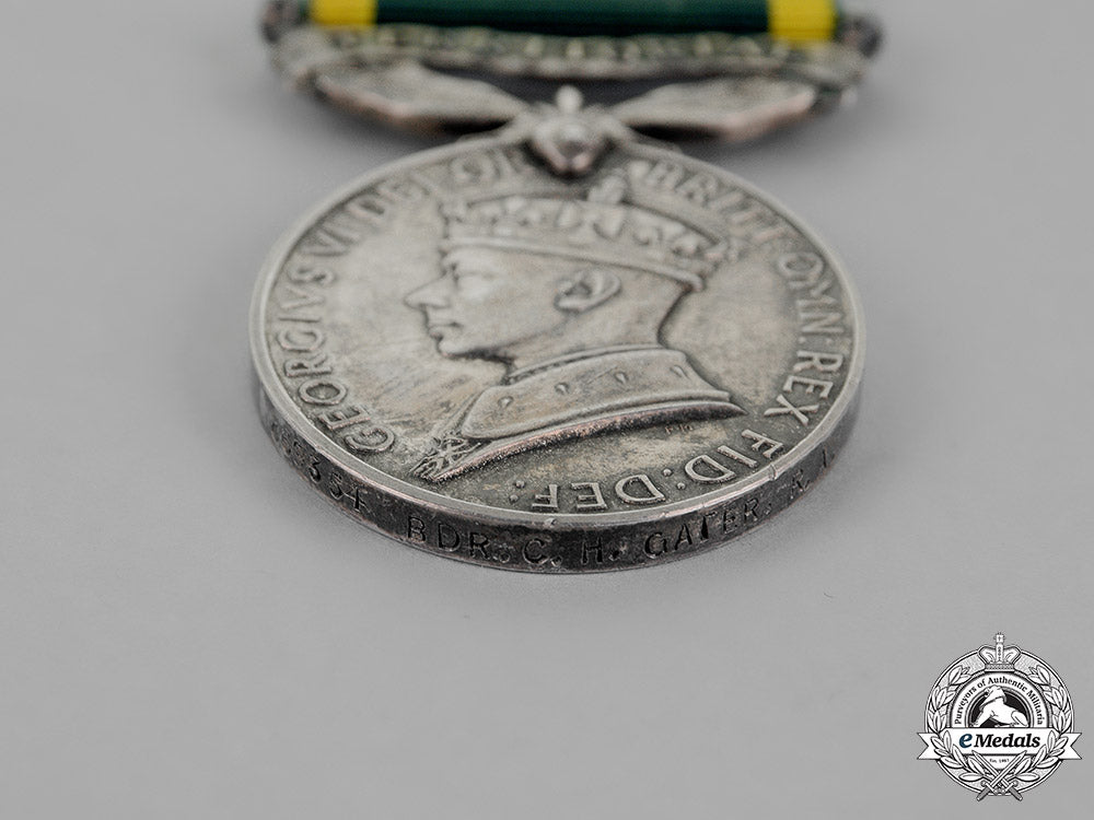 united_kingdom._an_efficiency_medal_with_territorial_scroll,_to_bombardier_c.h._gater_c18-017422
