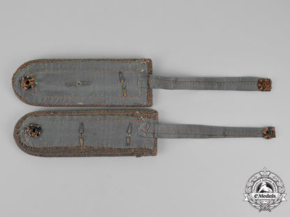 croatia._a_pair_of_ww2_period_state_labor_service_shoulder_straps_c18-017478