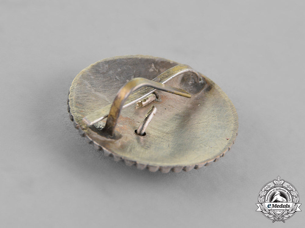 lithuania._an_officer's_cap_badge,_c.1930_c18-017607