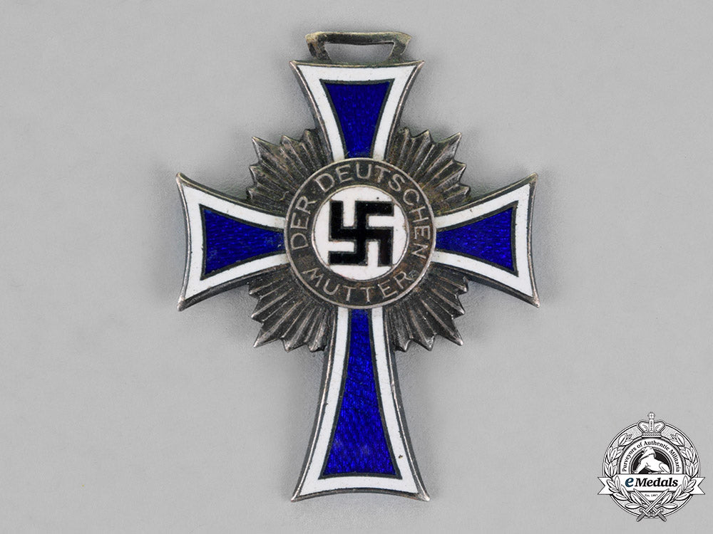 germany._a_second_class_cross_of_honour_of_the_german_mother_c18-017732