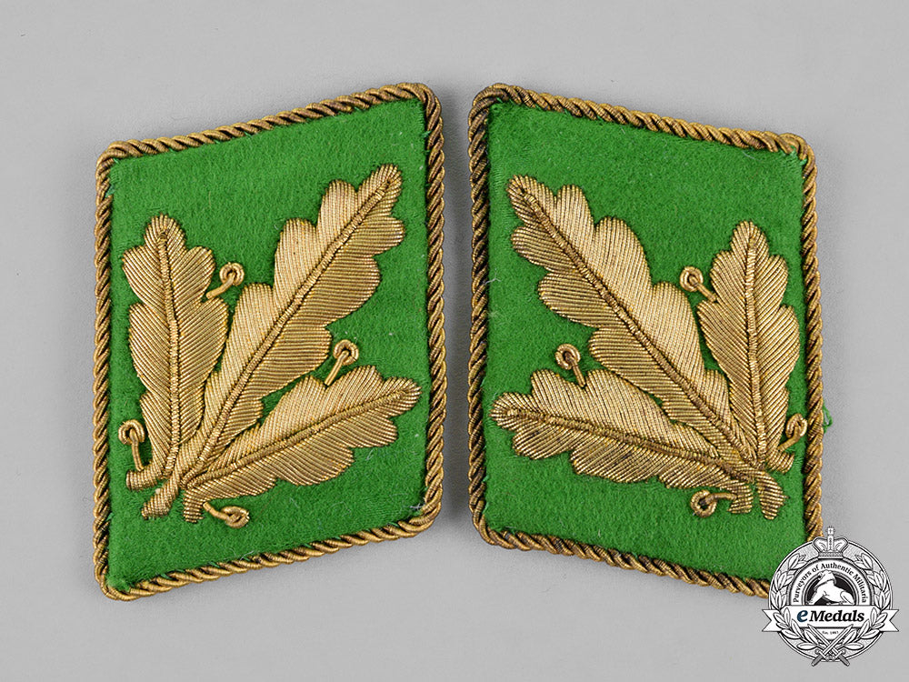germany._a_pair_of_ss-_police_general_major’s_collar_tabs_c18-017778