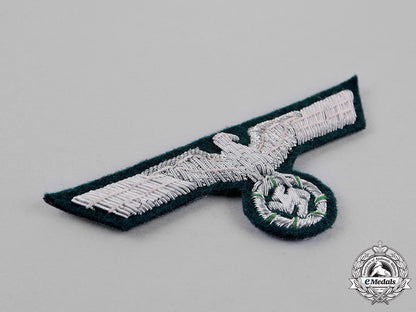 germany._an_absolutely_mint_and_unissued_wehrmacht_heer(_army)_officer’s_breast_eagle_c18-017834
