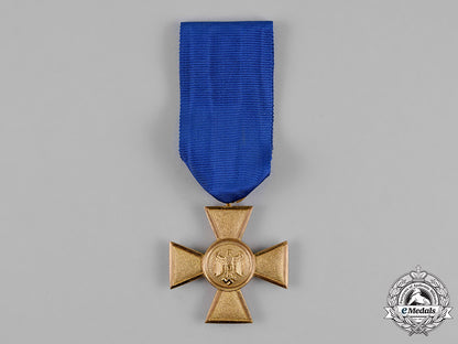 germany._a_wehrmacht25-_year_long_service_award_c18-018046