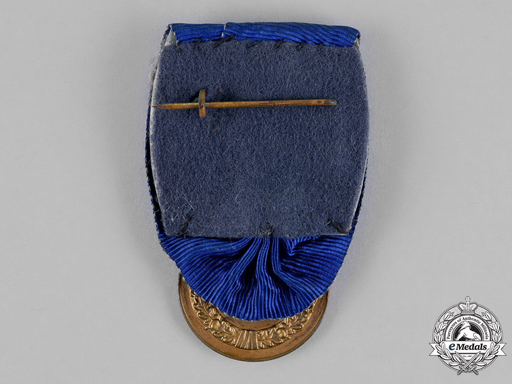 germany._a_luftwaffe12-_year_long_service_medal,_mounted_court-_style_c18-018069